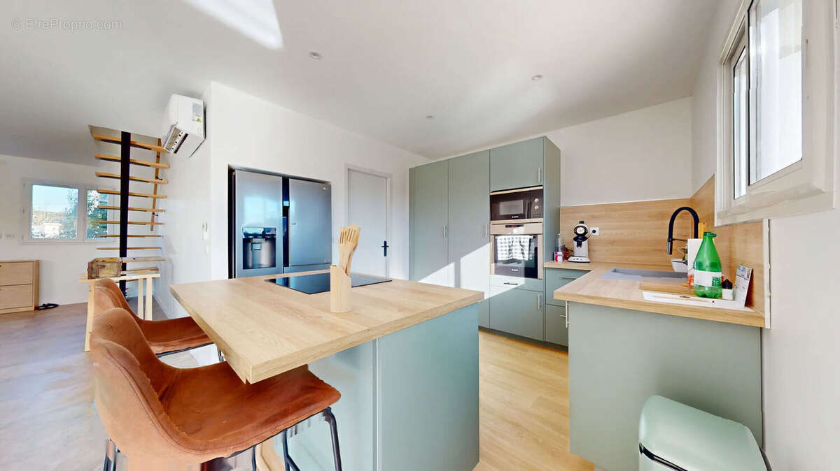 Maison à PUGET-SUR-ARGENS