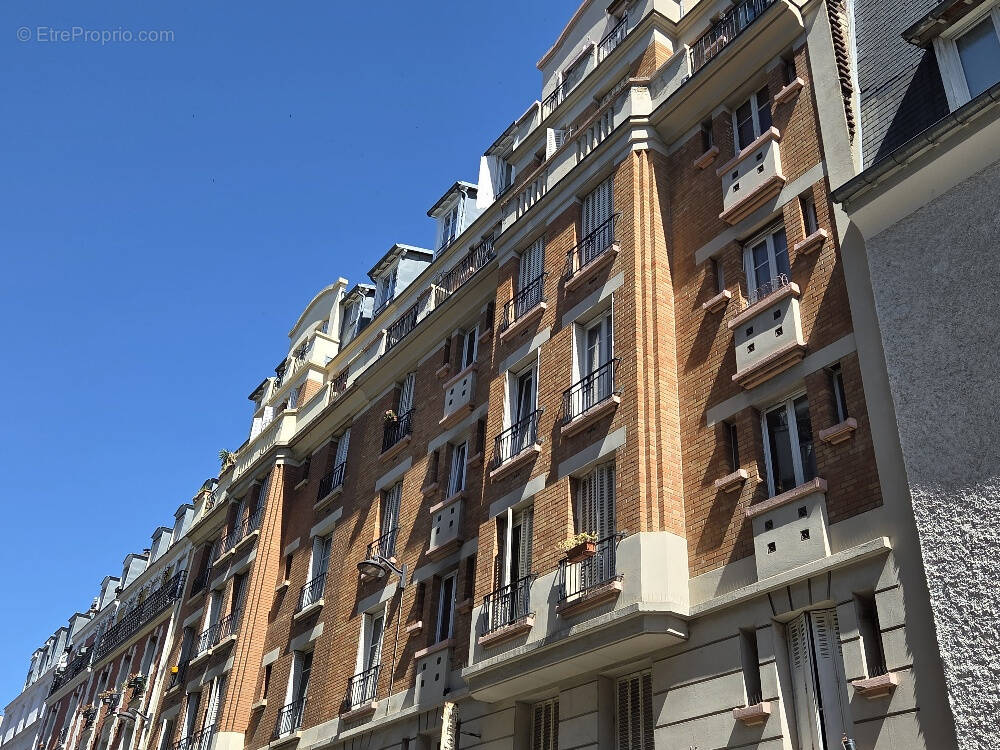 Appartement à PARIS-15E