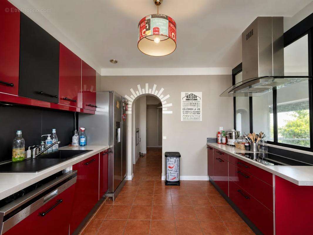 Maison à rénover de 6 pièces de 160 m² à Saint-Paul-lès-Dax - photo 5