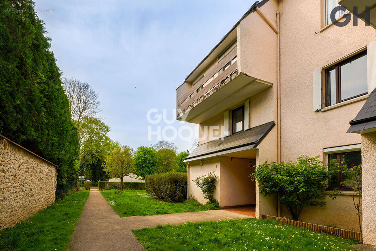 Appartement à SOISY-SUR-SEINE
