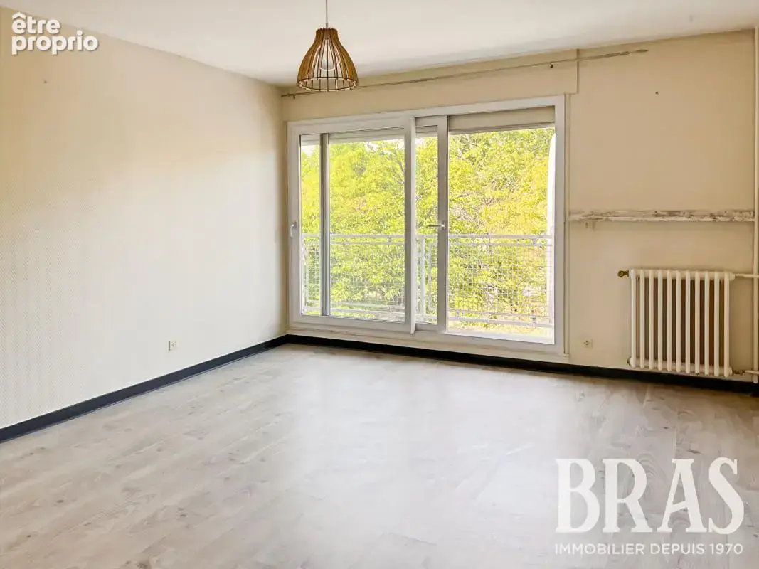 Appartement T5 de 87 m²  avec balcons- Bellevue - cave et parking - photo 9