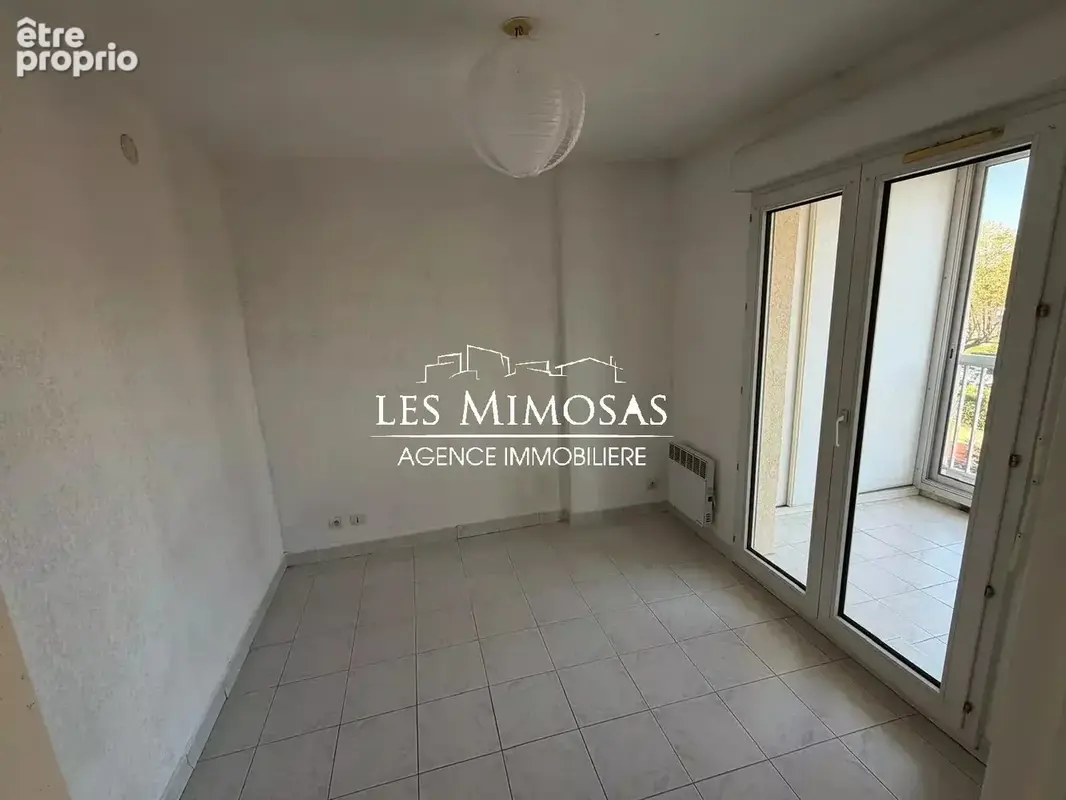 FREJUS, Appartement 2 pièces de 36m² avec loggia, parking et cave - photo 7