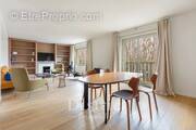 Appartement à PARIS-7E