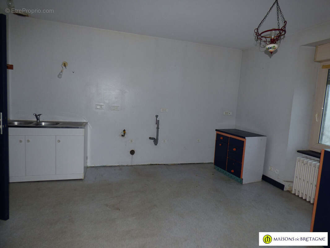 Bannalec, immeuble avec appartement et commerce - photo 6
