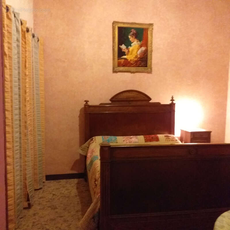 Maison à FONTCOUVERTE