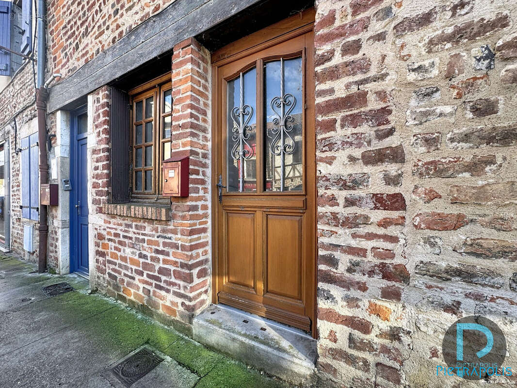 Maison à CHATILLON-SUR-CHALARONNE