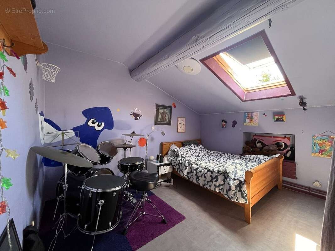 Maison à ARS-SUR-MOSELLE