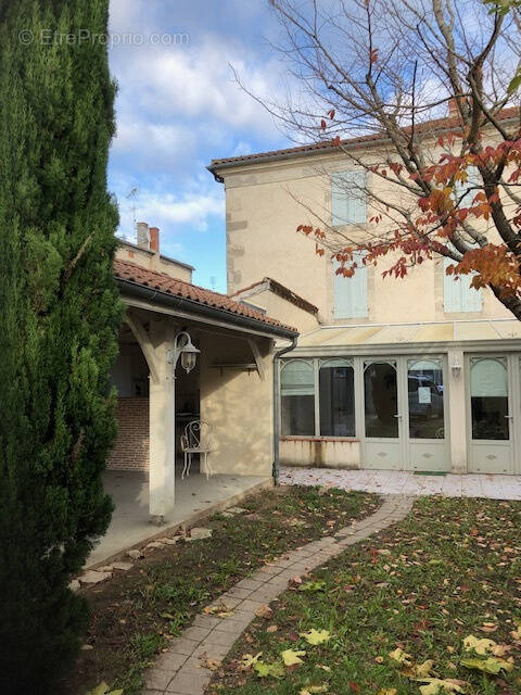 Maison à NERAC