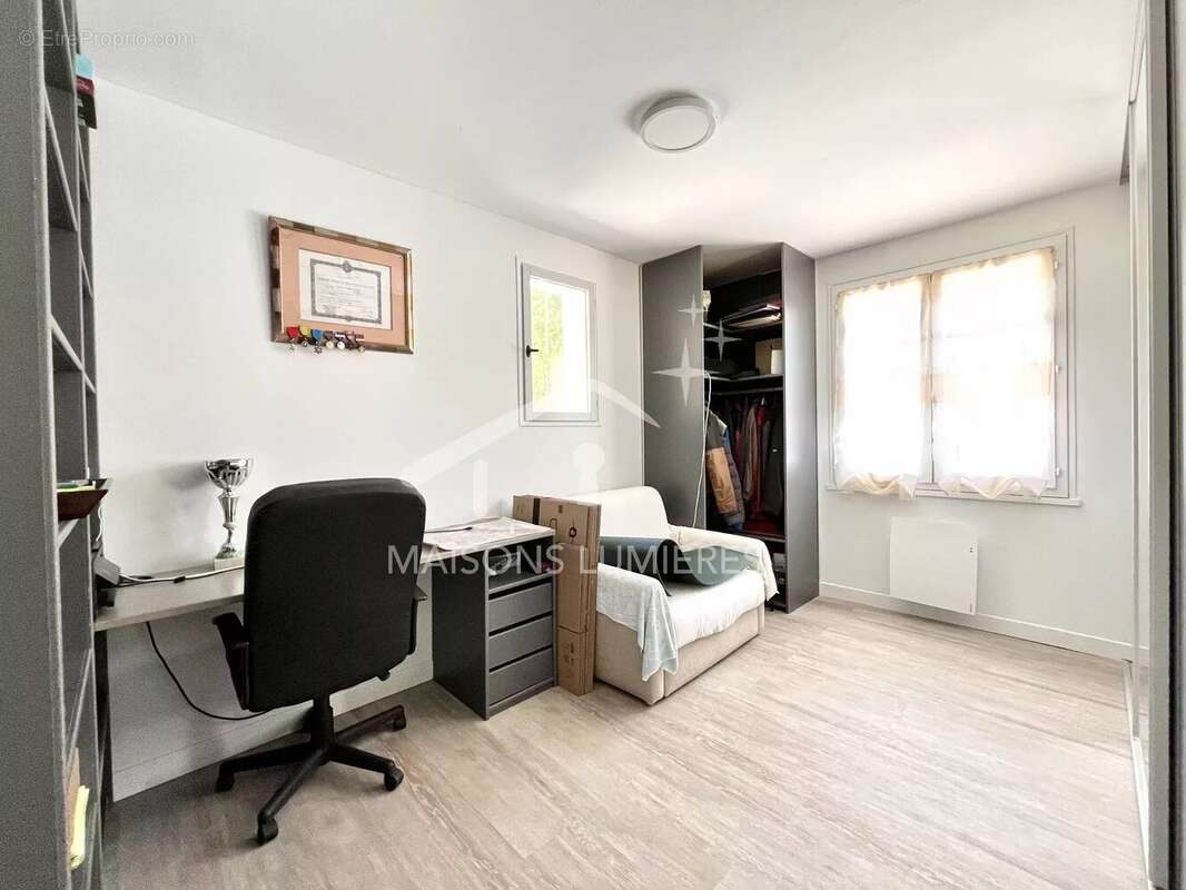 Maison à ROUSSILLON