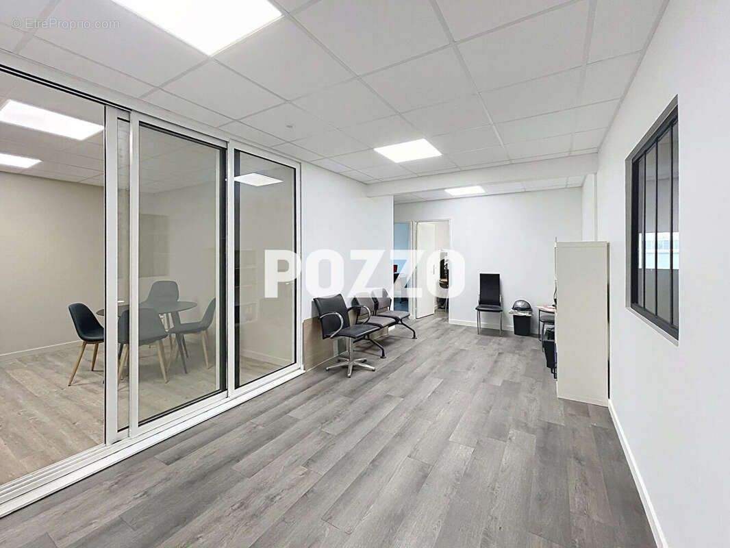 Commerce à BRETTEVILLE-SUR-ODON