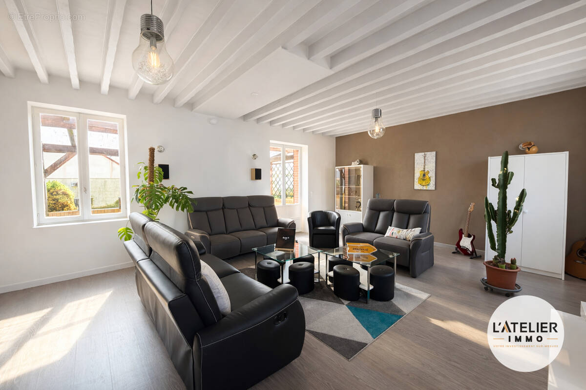 Maison à MENNEVILLE