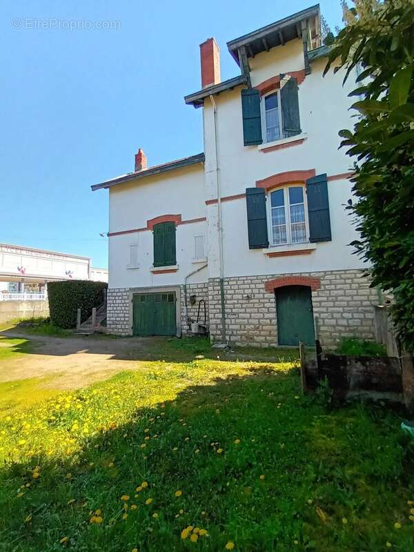 Maison à MONTCEAU-LES-MINES
