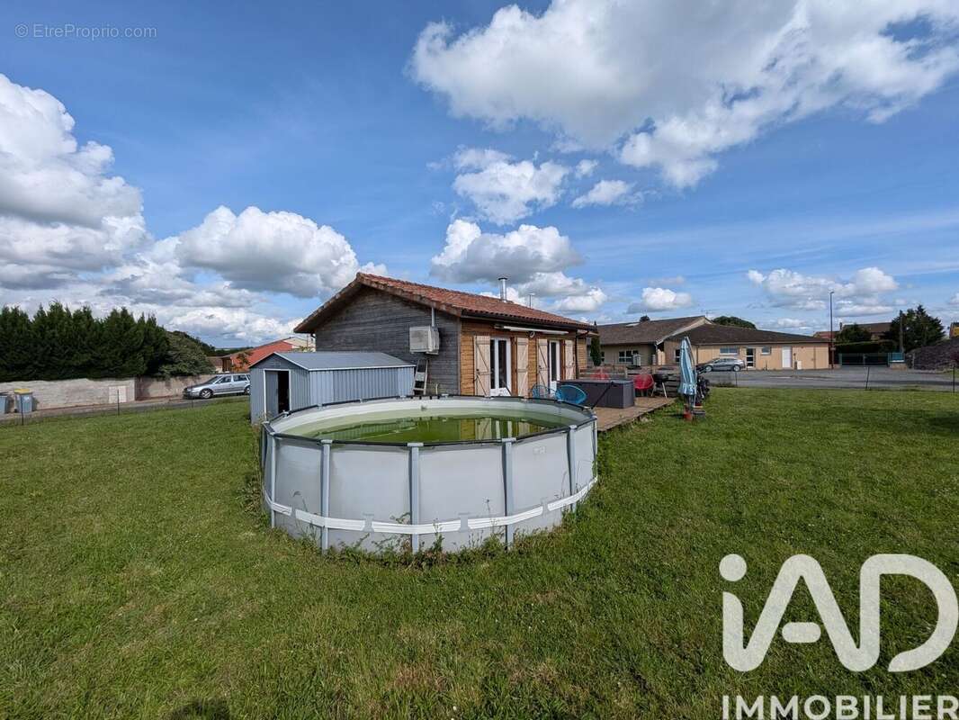 Maison 93 m² à Sainte-Gemme  - photo 3