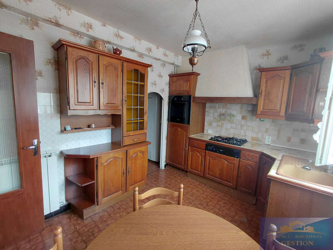 Maison à LOURDES