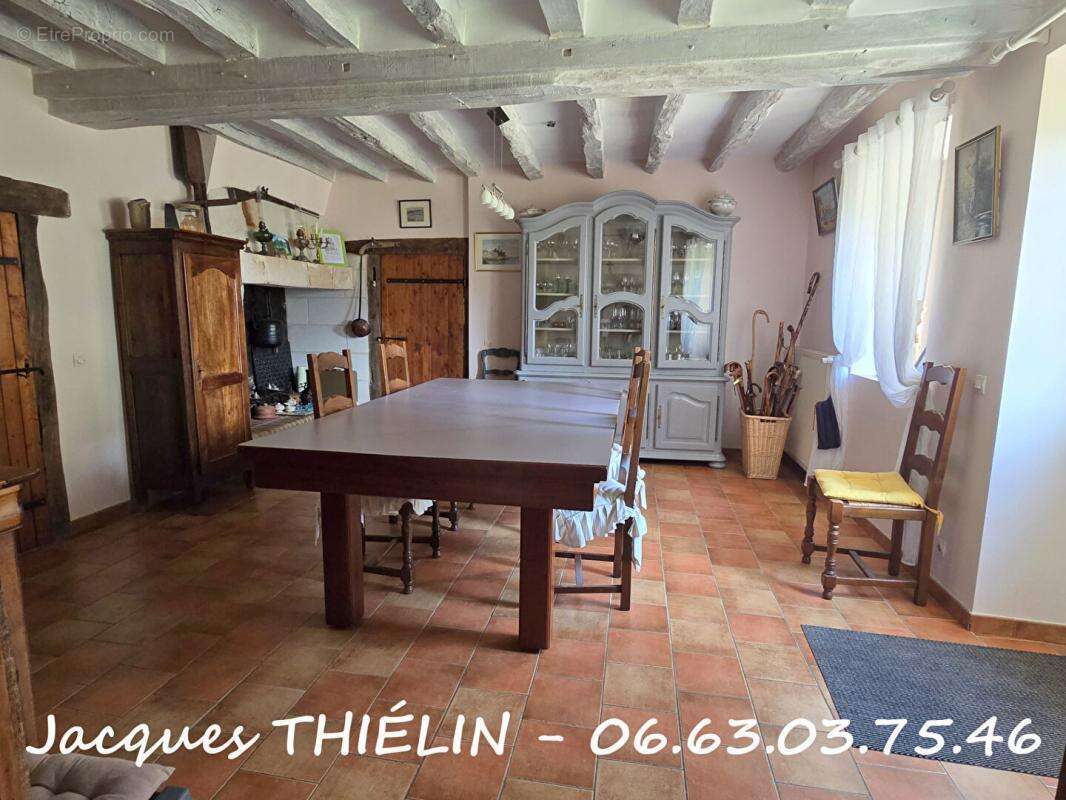 Maison à LONGUE-JUMELLES