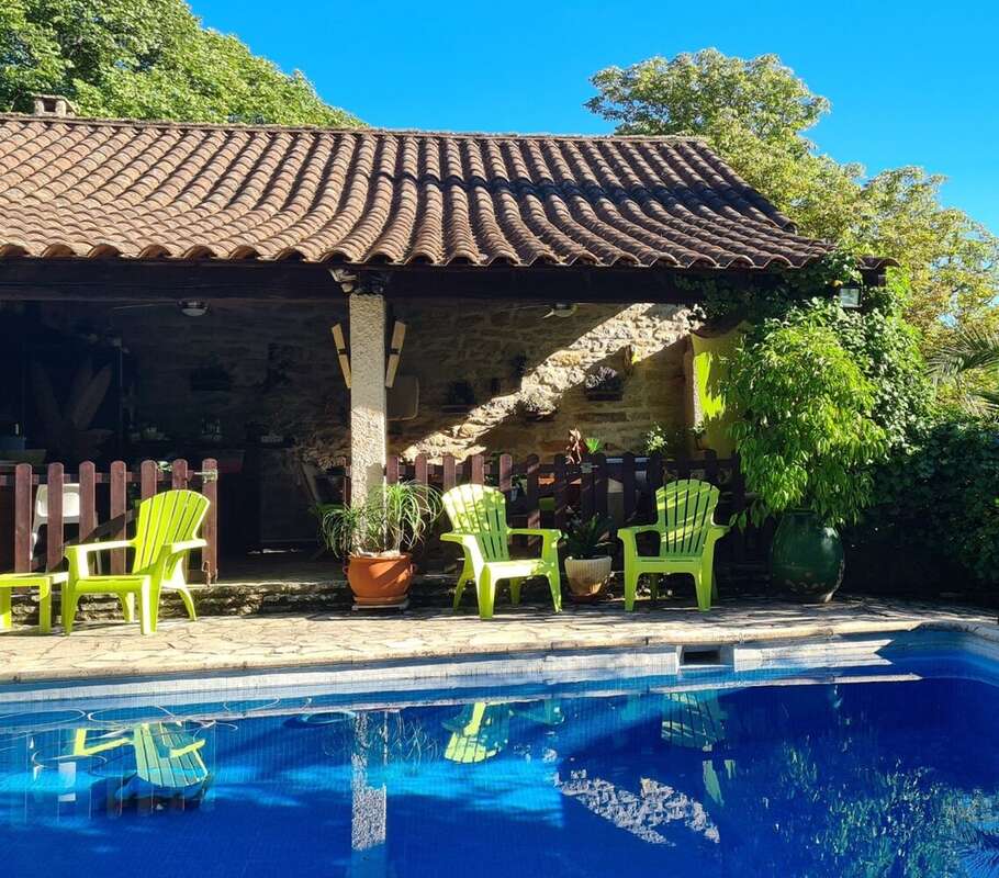 Maison 232 m²Lamalou-les-Bains Hérault France Piscine 232sqm 10x5pool 5 bedrooms 5 mn walk from town centre - Maison à LAMALOU-LES-BAINS