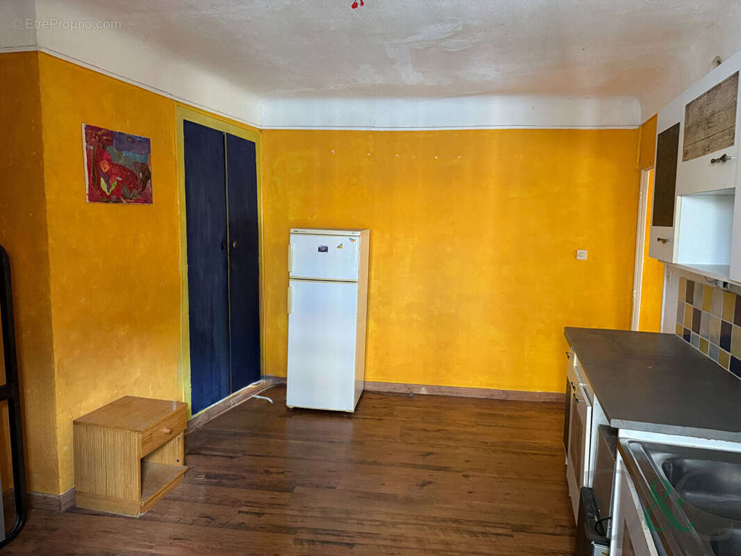 Appartement à BORMES-LES-MIMOSAS