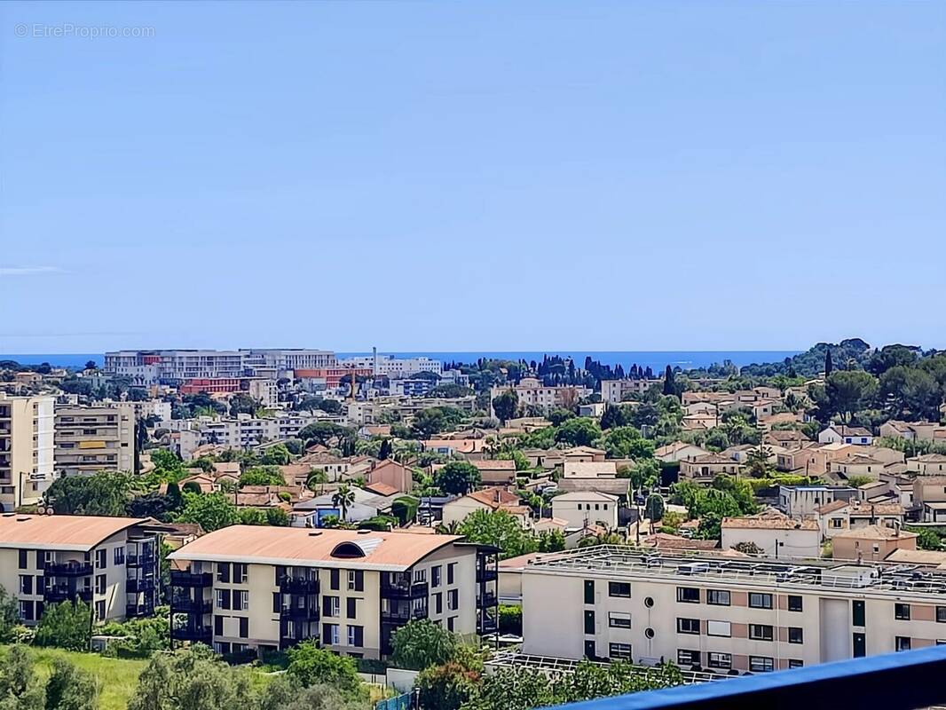 Appartement à LE CANNET