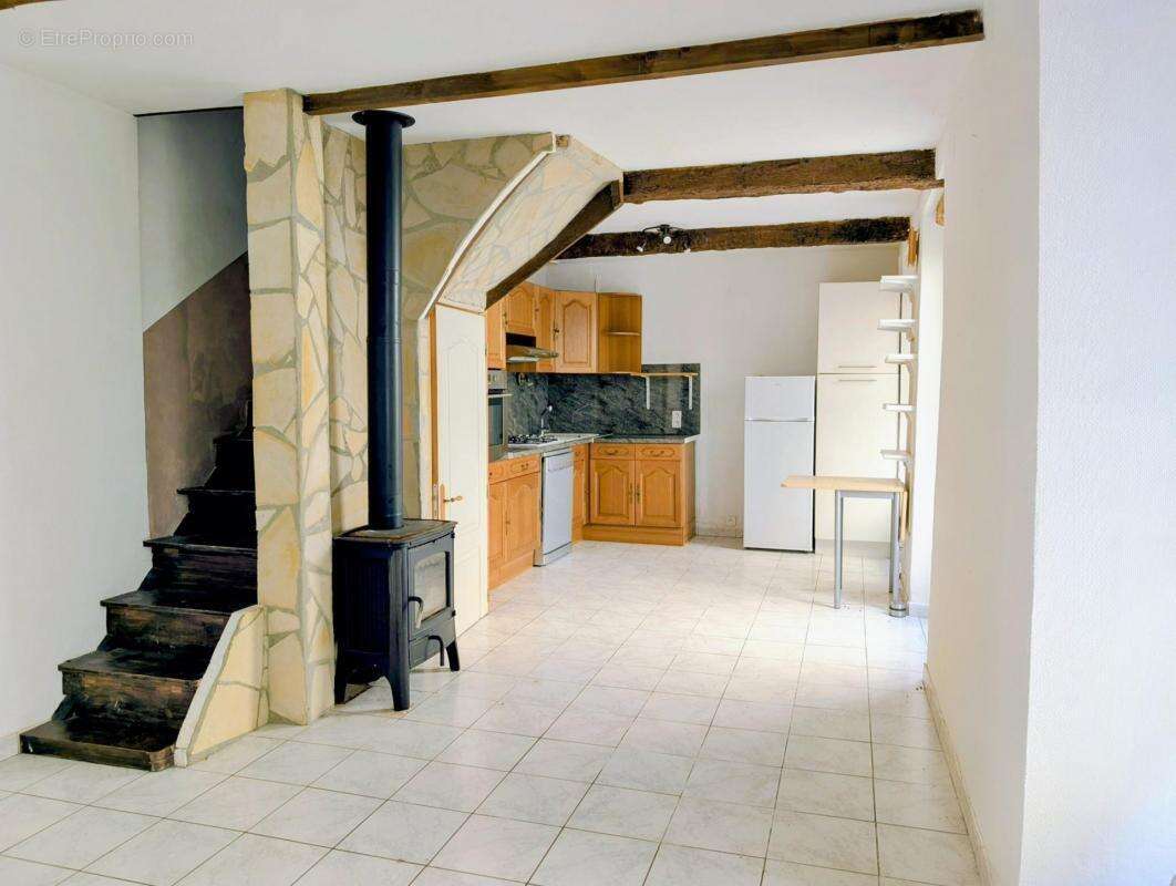 Maison à SERVIES-EN-VAL