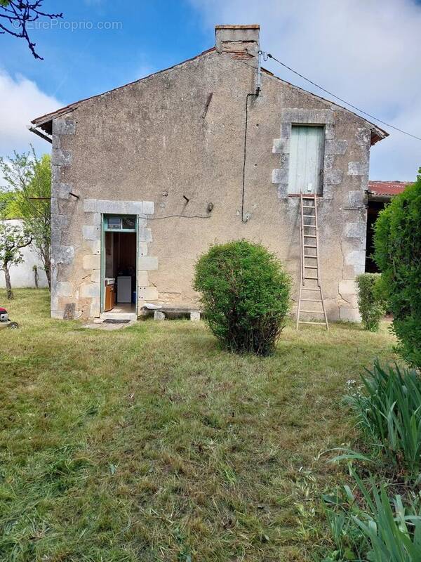 Appartement à TERCE