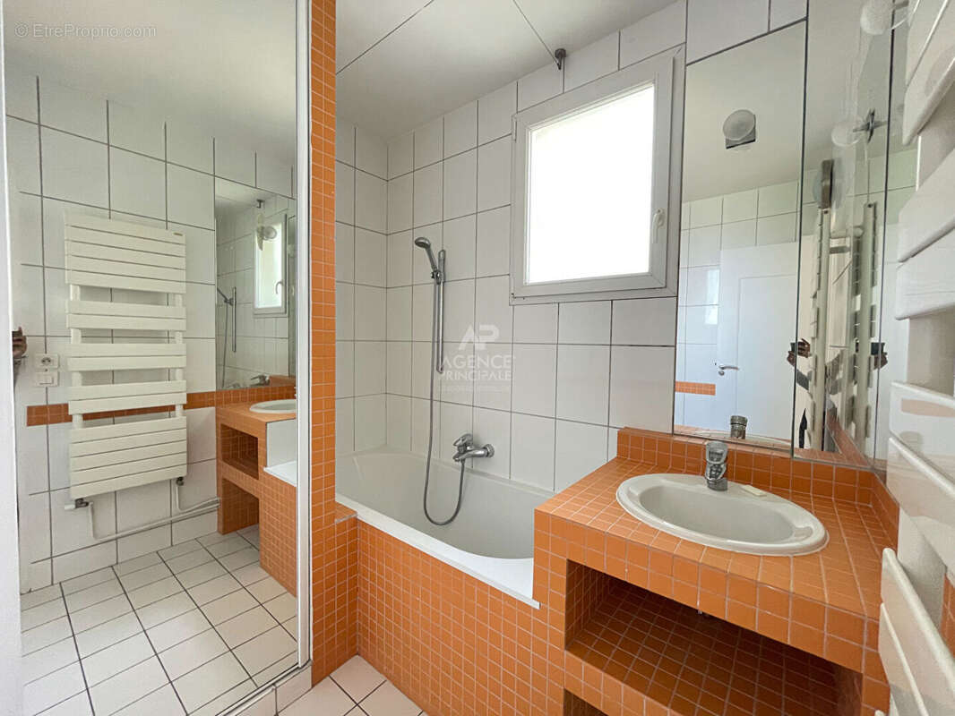 Appartement à CHAVILLE