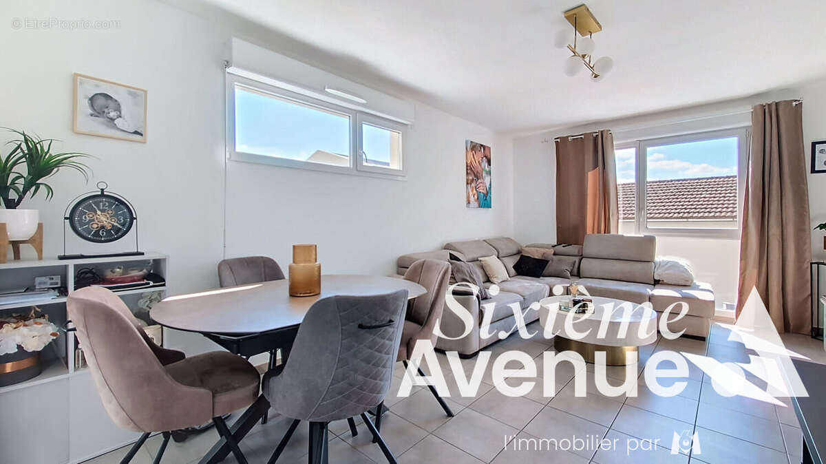 Appartement à VENISSIEUX