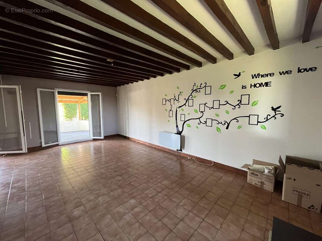 Maison à ETREPAGNY