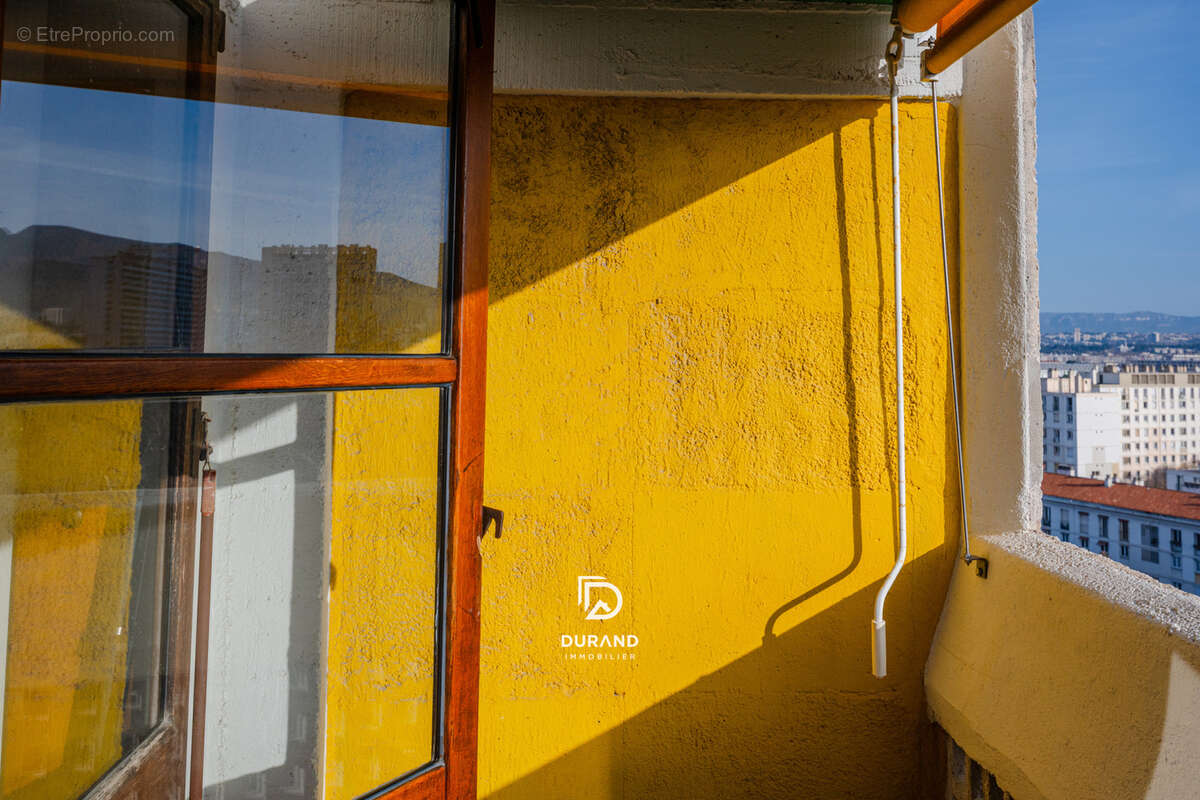 Appartement à MARSEILLE-8E