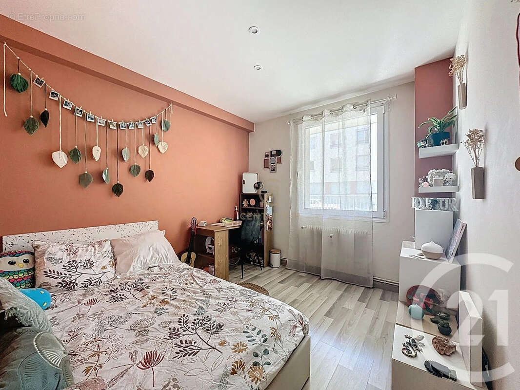 Appartement à LYON-8E