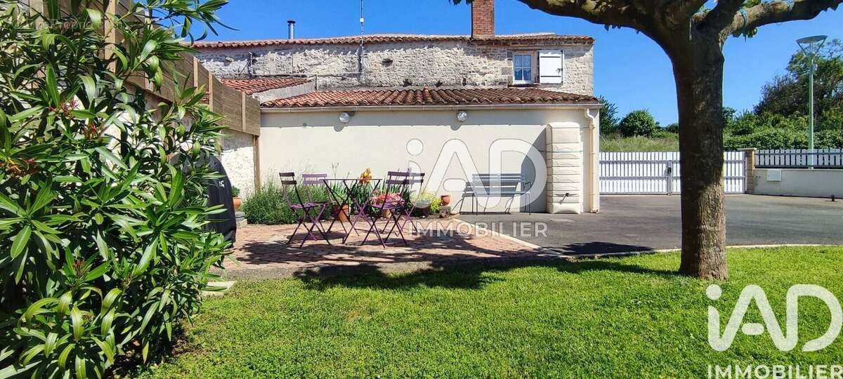Photo 3 - Maison à FONTAINES
