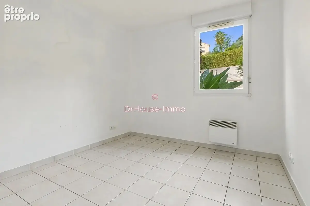 Appartement 3 pièces 63 m² à vendre à Hyeres (83400) - photo 7