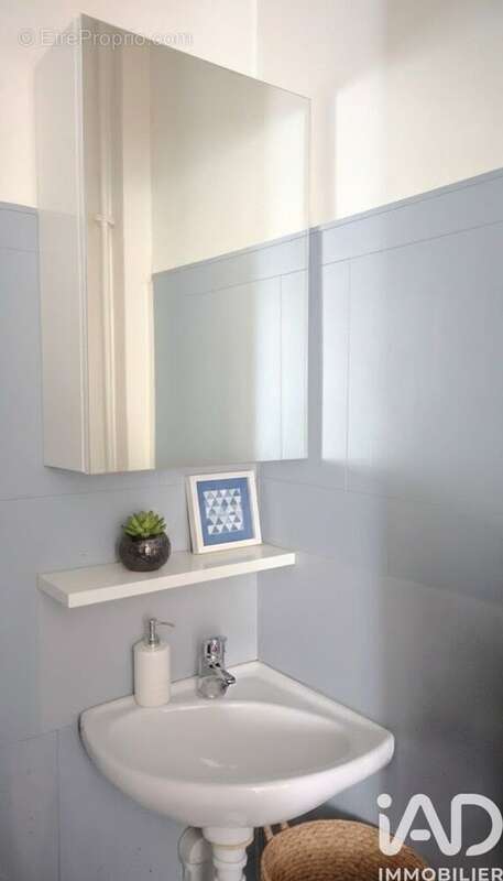 Photo 9 - Appartement à PARIS-18E