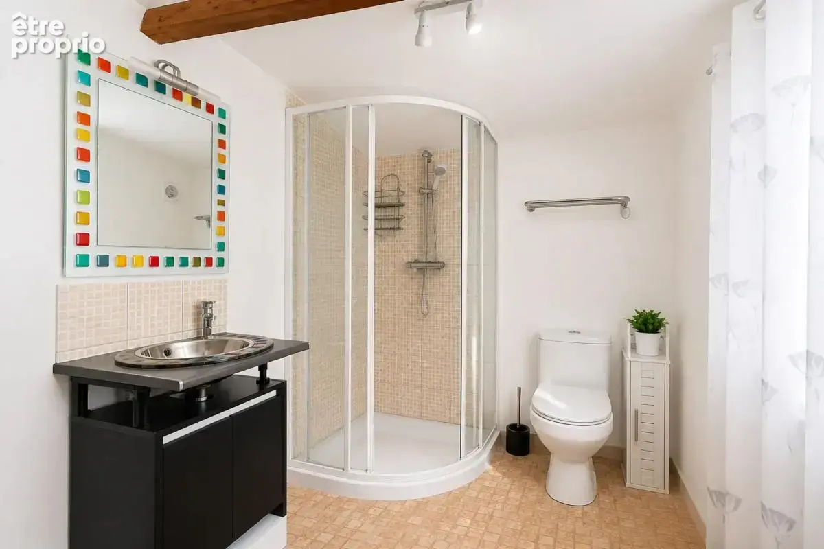 Le cadre idéal pour famille et vos projets professionnels-301 m² - photo 19