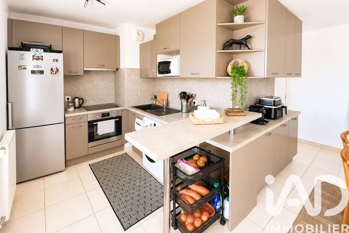 Photo 3 - Appartement à SAINTE-GENEVIEVE-DES-BOIS