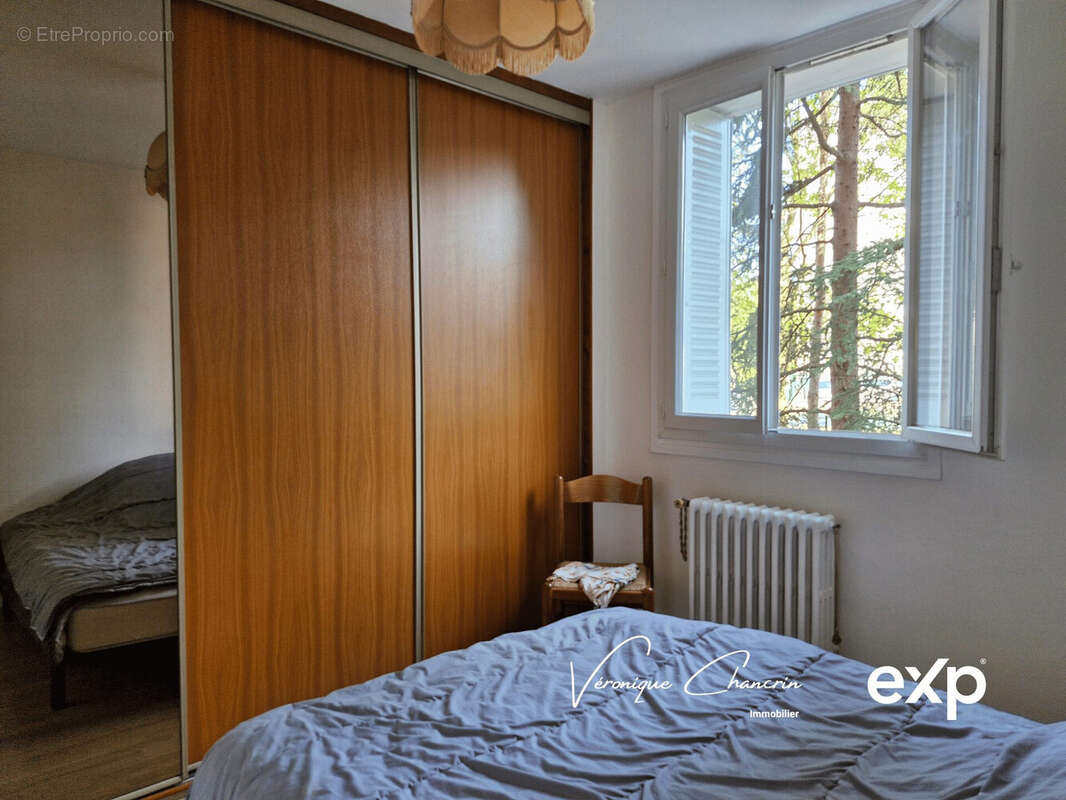 Appartement 65 m² à La Mulatiere  - photo 7