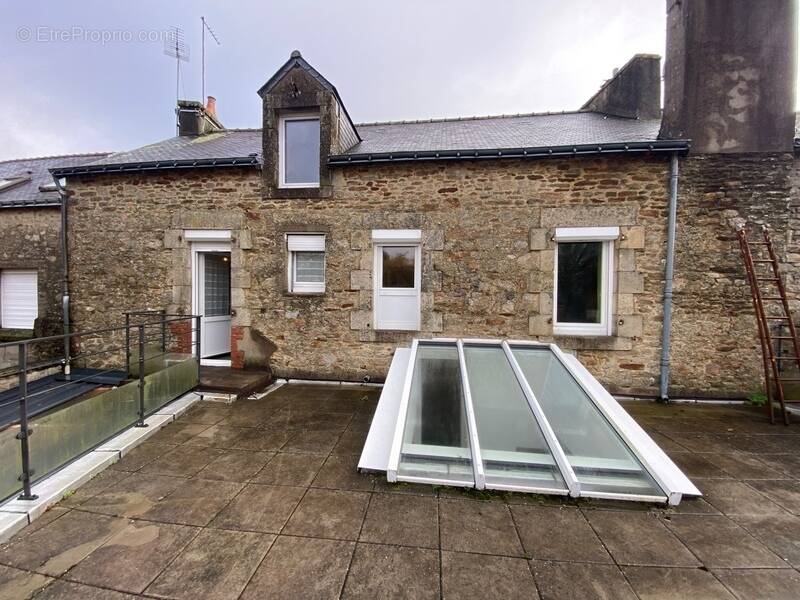 Appartement à LOCMINE
