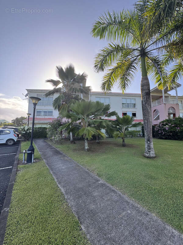 Appartement à BAIE-MAHAULT