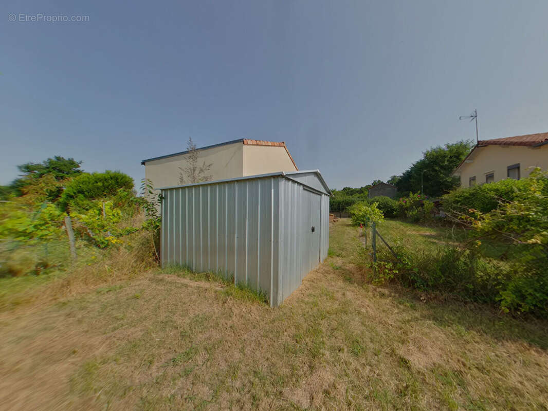 Maison à ASNIERES-SUR-BLOUR