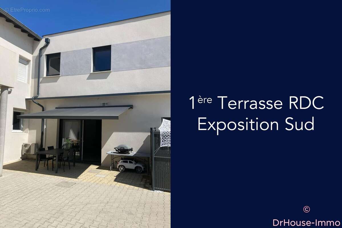 Appartement à UNIEUX