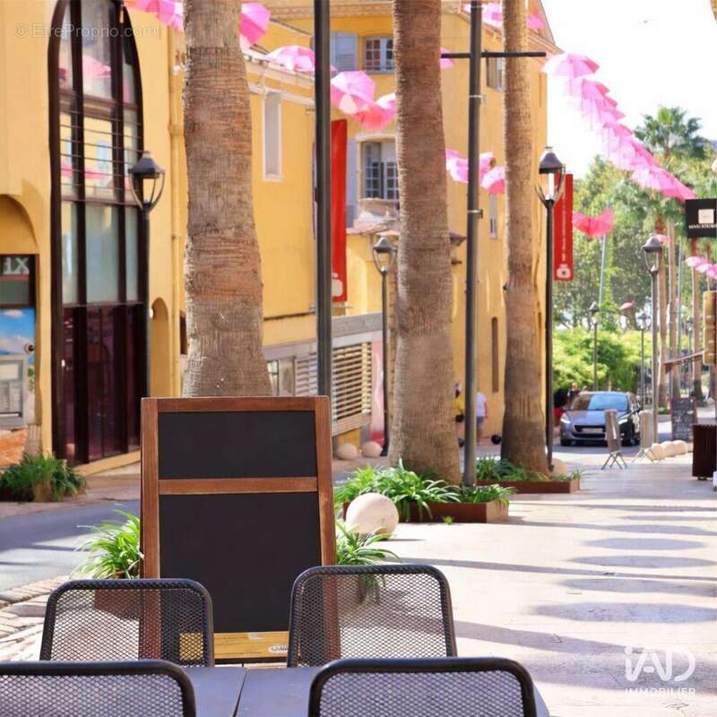 Photo 3 - Commerce à GRASSE