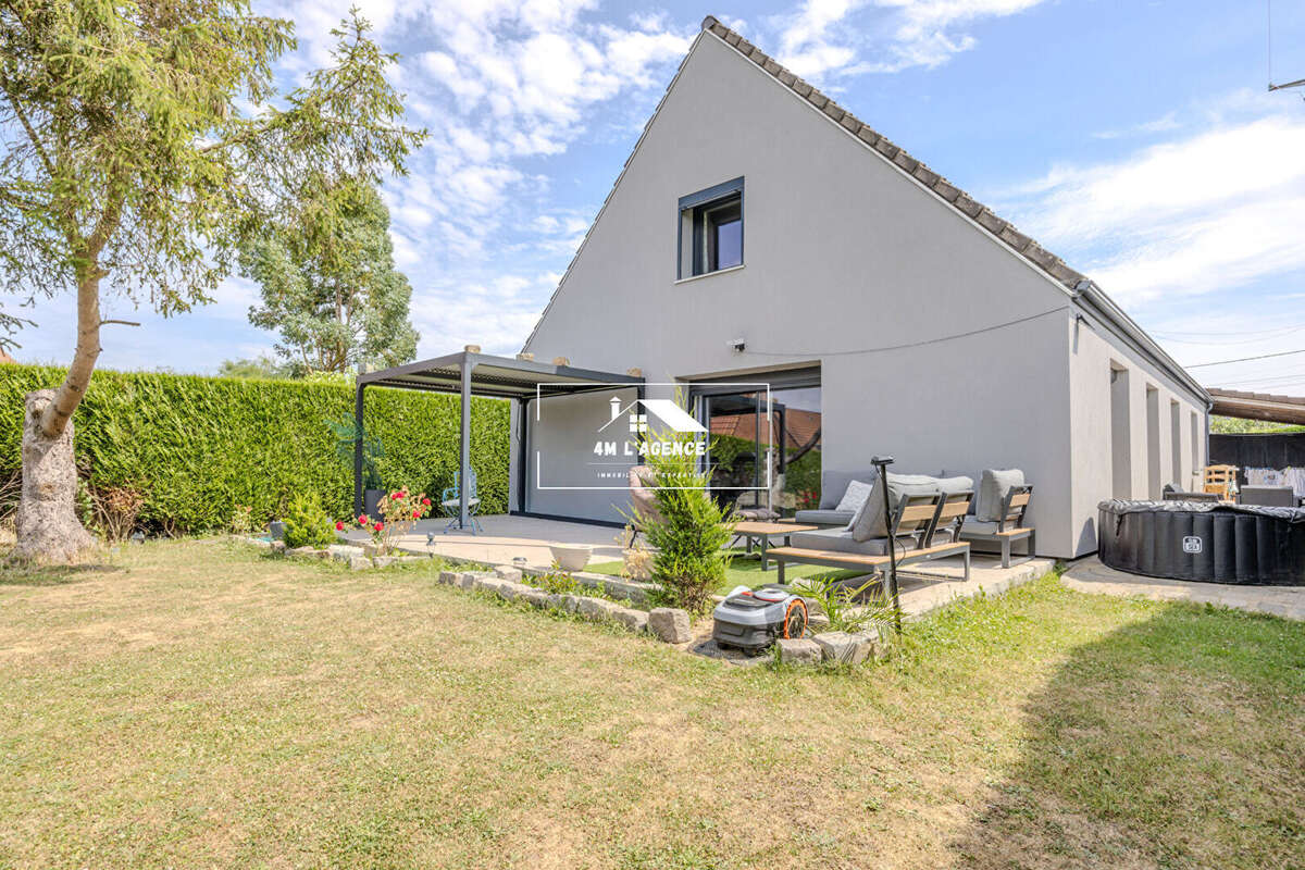 Maison semi-plain-pied 6 pièce(s) 150 m2 Ennevelin - photo 12