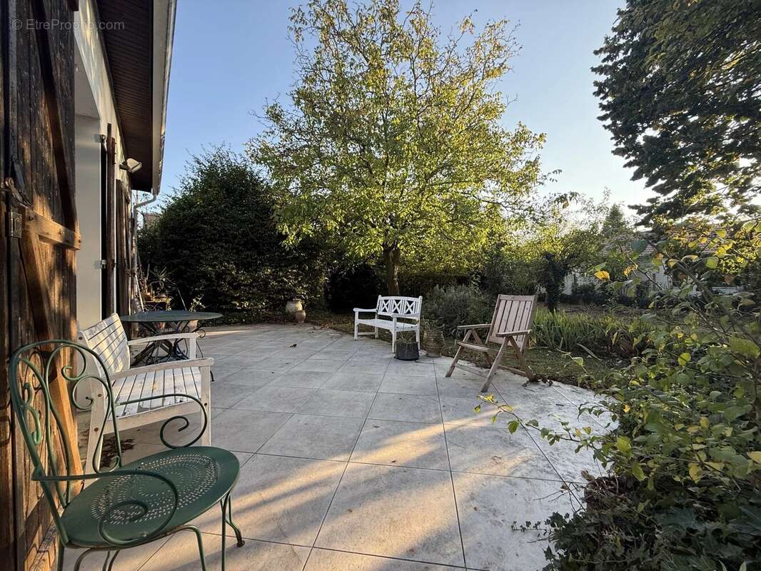 Maison à CHELLES