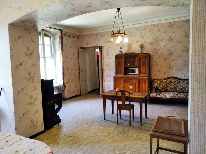 Dpt Vaucluse (84), à vendre SAIGNON Château Historique à Rénover - photo 6