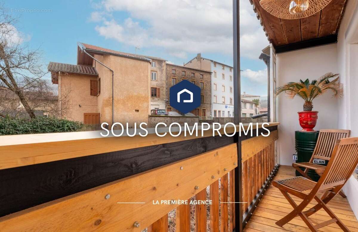 Appartement à PONTCHARRA-SUR-TURDINE
