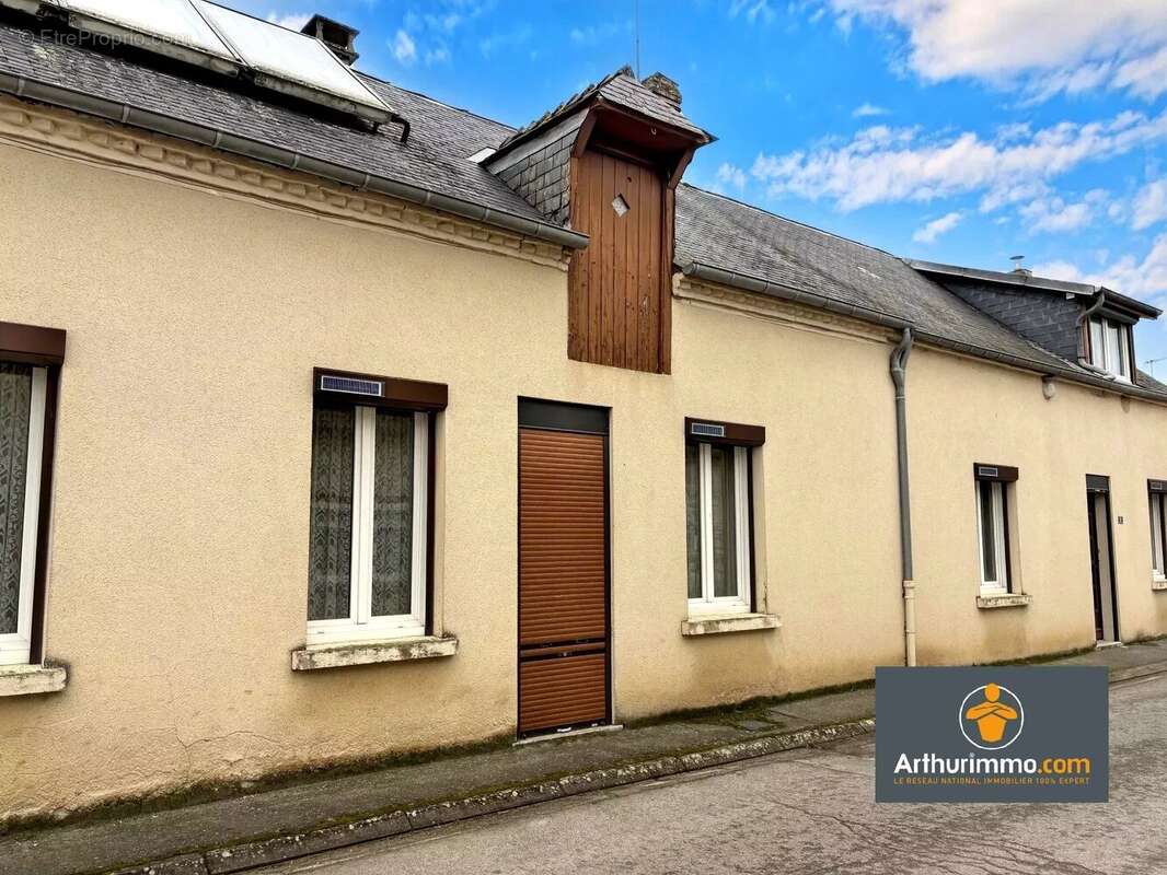 Maison à NEUFCHATEL-SUR-AISNE