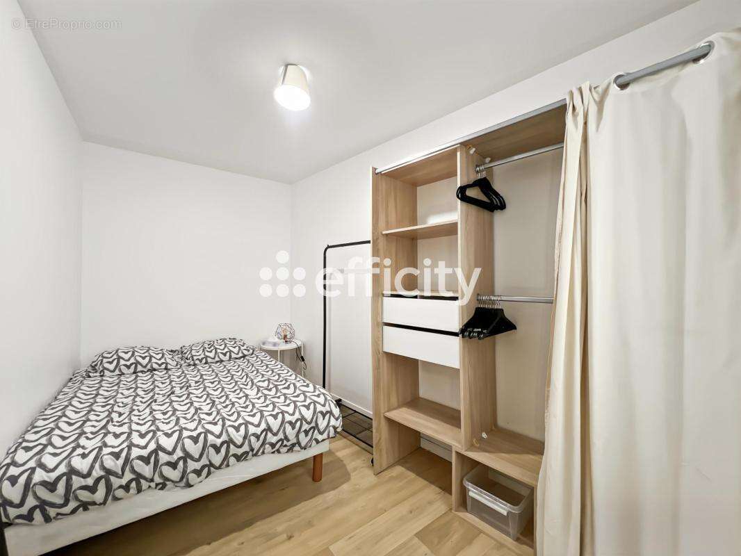 Appartement à PARIS-3E