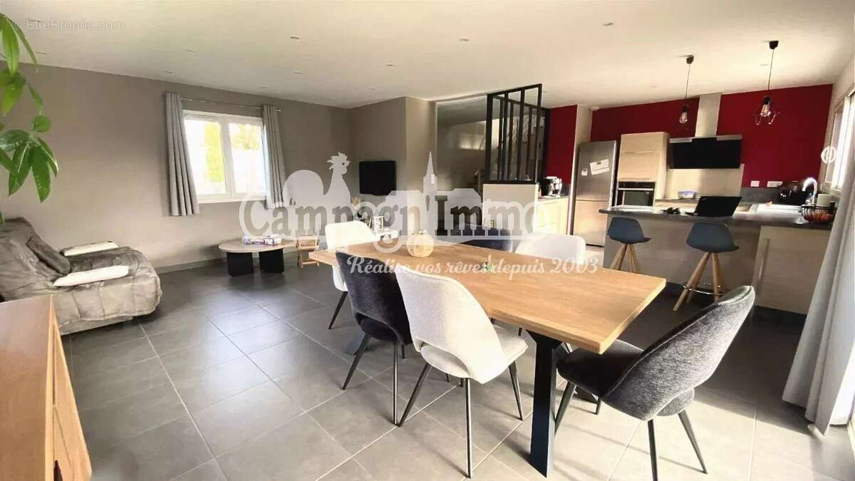 Maison à PONTCHARRA-SUR-TURDINE