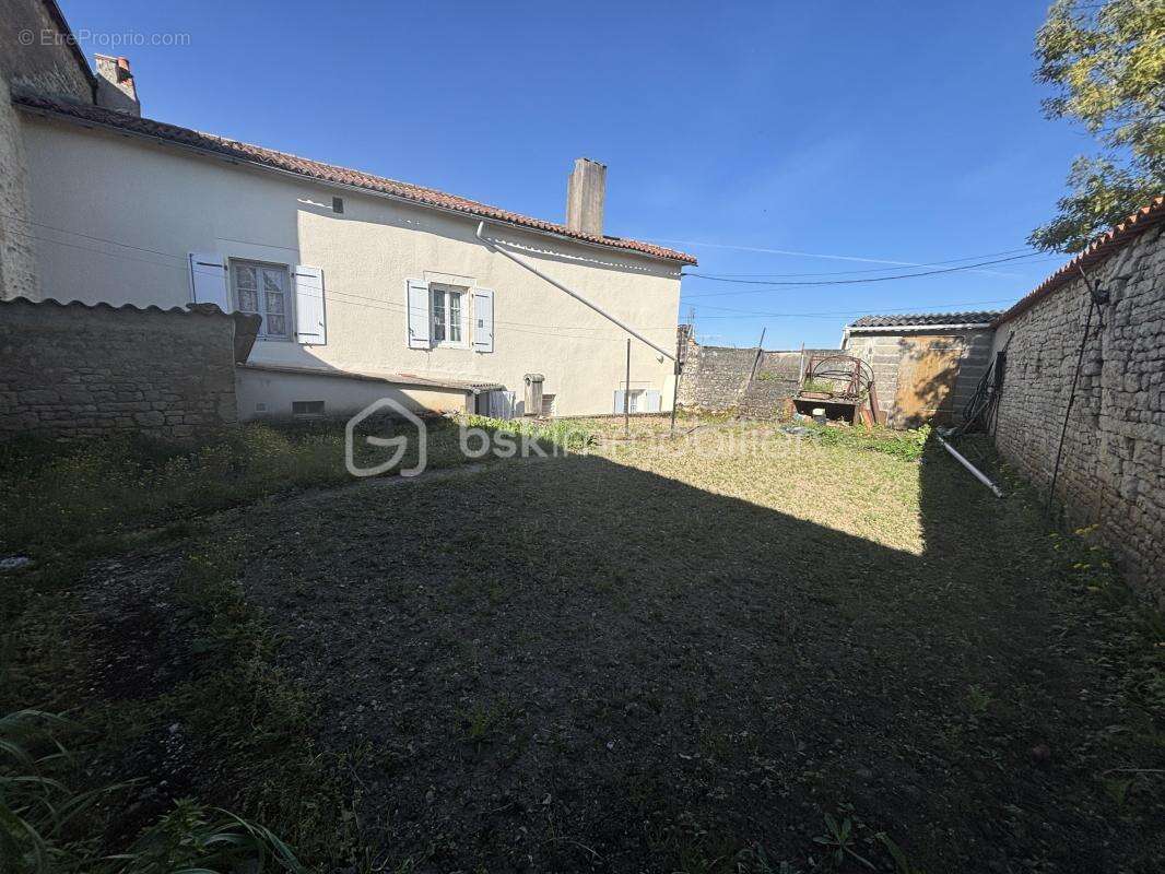 Maison à SAINT-MAIXENT-L&#039;ECOLE