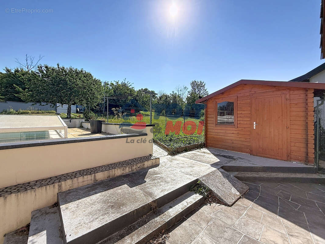 Maison d’exception sur les hauteurs de Vesoul   Vue lac, piscine couverte et grands volumes - photo 23