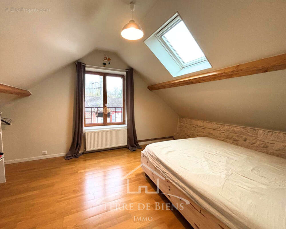 Maison à SAINT-SAUVEUR